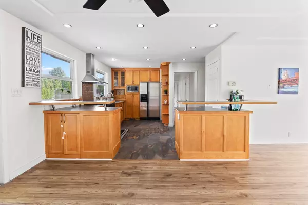 1119 Sprice AVE Coquitlam, BC V3J 2P3