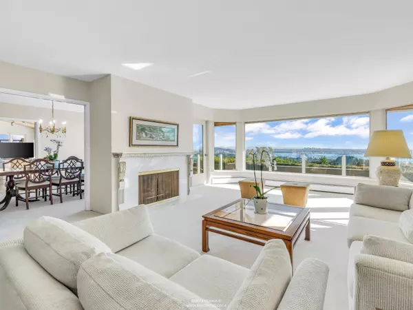 West Vancouver, BC V7S 2R4,1331 Chartwell DR