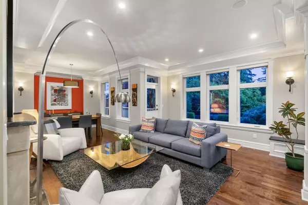 North Vancouver, BC V7N 1E8,452 Tempe CRES