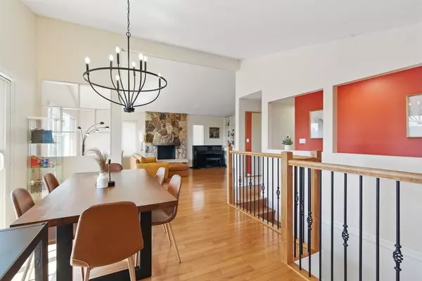 2661 Rogate AVE Coquitlam, BC V3K 5S3