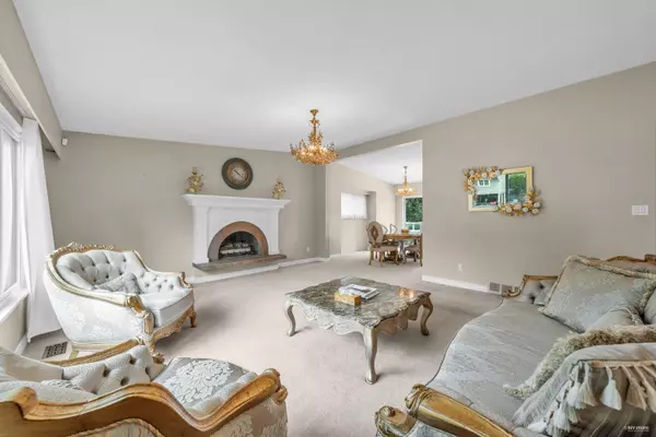 3566 Regent AVE North Vancouver, BC V7N 2B9