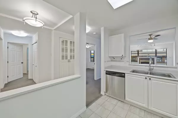 Surrey, BC V4A 1W9,15241 18 AVE #209