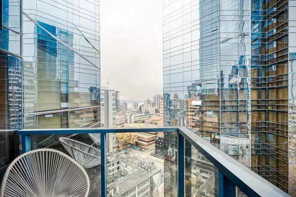 Vancouver, BC V6Z 2R9,1050 Burrard ST #1705