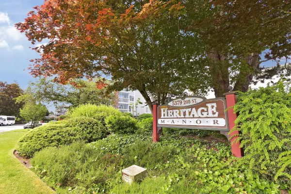 Langley, BC V3A 7V7,5379 205 ST #215