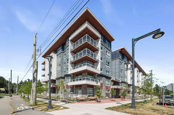 Surrey, BC V3T 1T1,14225 103a AVE #209