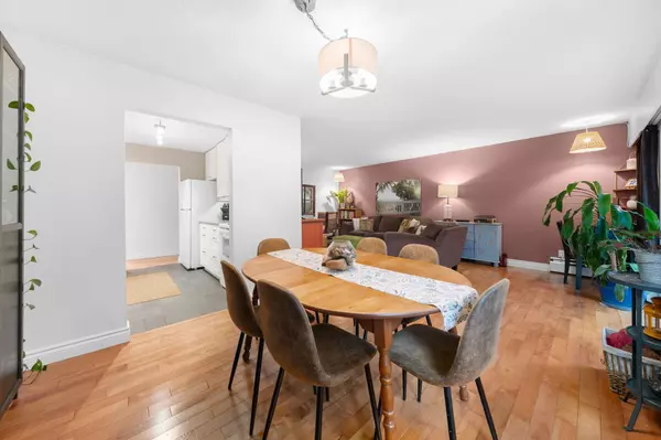 North Vancouver, BC V7J 2H2,1034 Premier ST #75