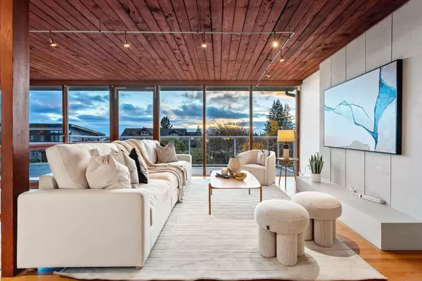 North Vancouver, BC V7R 3N5,4150 Canterbury CRES