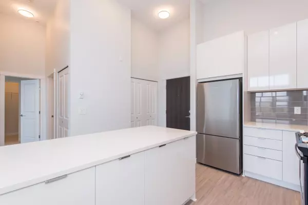 Langley, BC V2Y 4J4,8150 207 ST #C610