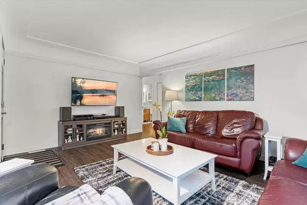 Chilliwack, BC V2P 6C3,9659 Windsor ST