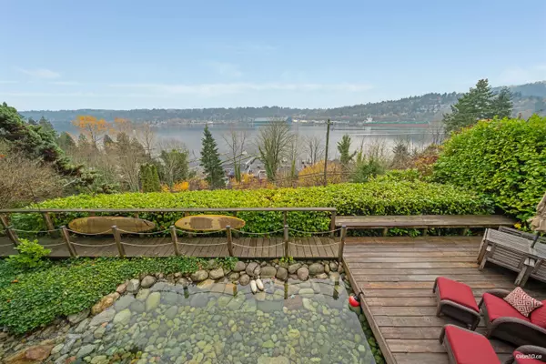 Port Moody, BC V3H 3V4,920 Barber ST