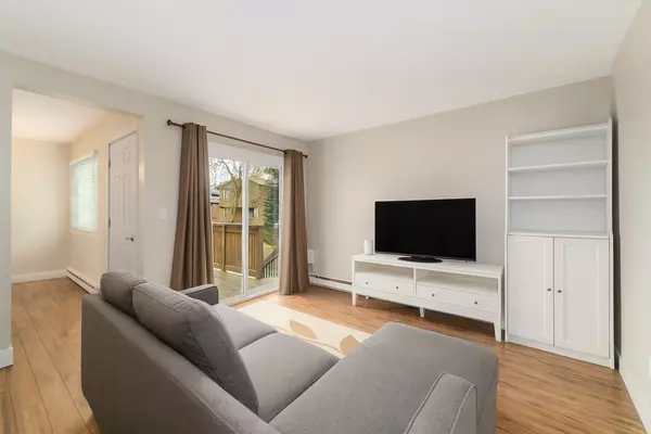 314 Highland WAY #5, Port Moody, BC V3H 3V7