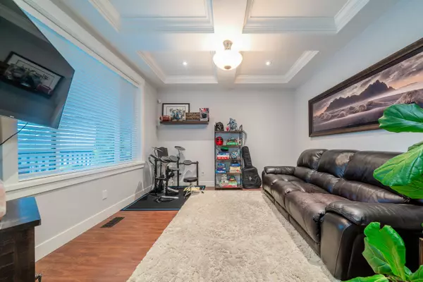 Maple Ridge, BC V4R 2W3,13439 235 ST