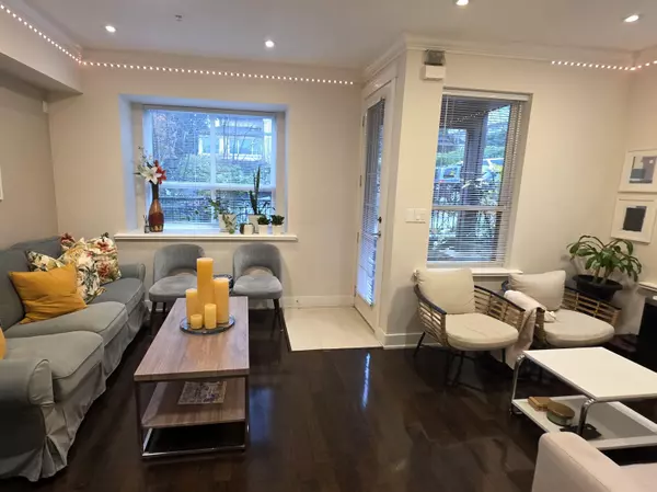 North Vancouver, BC V7M 1T1,665 W 15th ST