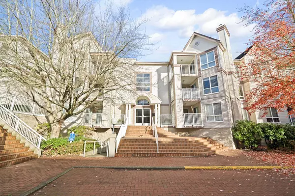 7451 Moffatt RD #235, Richmond, BC V6Y 3W3