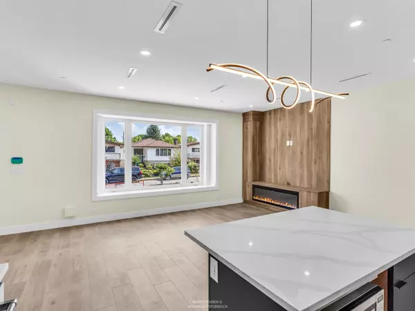 Vancouver, BC V5R 3J7,5221 Clarendon ST #1