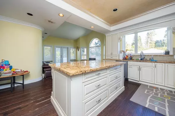 2088 Allison RD Vancouver, BC V6T 1T4