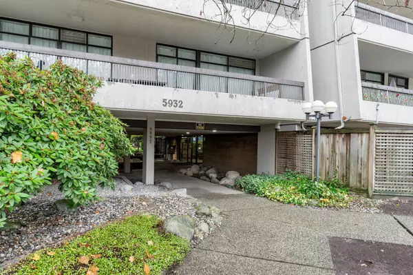 Burnaby, BC V5H 4B4,5932 Patterson AVE #301