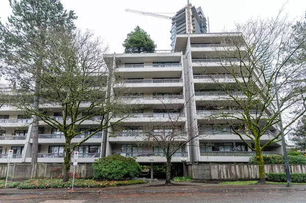 Burnaby, BC V5H 4B4,5932 Patterson AVE #301