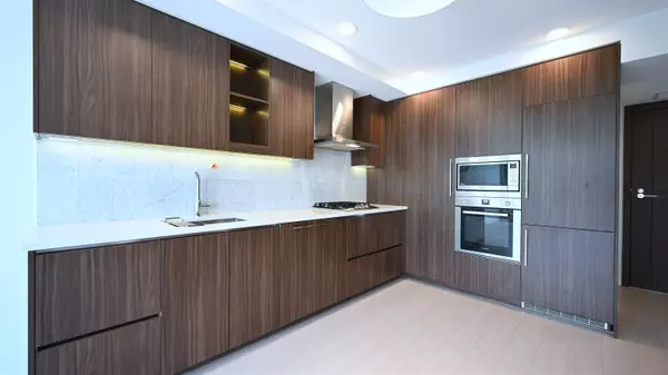 Richmond, BC V6X 0S3,8800 Hazelbridge WAY #1608