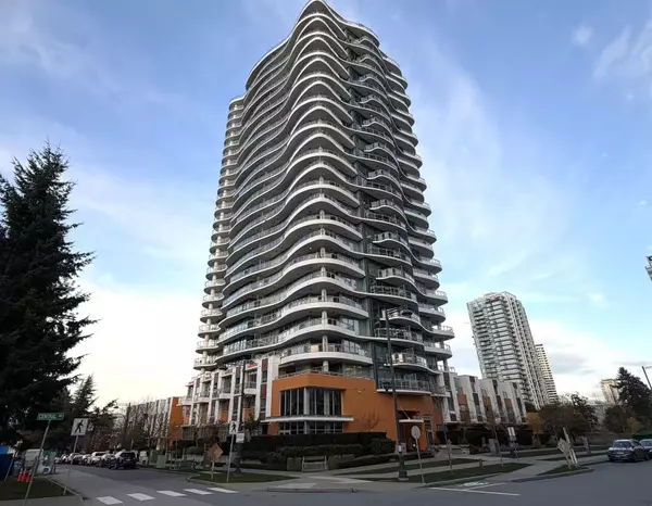 13303 Central AVE #1705, Surrey, BC V3T 0K6