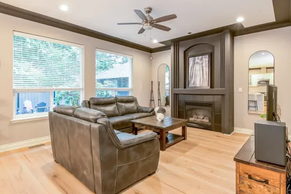 Langley, BC V3A 3J8,20536 46a AVE