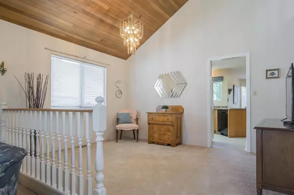 Surrey, BC V4N 3B3,9322 157 ST