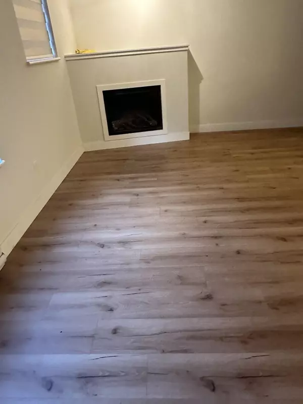 Surrey, BC V3S 8A6,103 15155 62A A 103 15155 62a Avenue #103