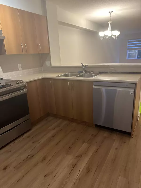 103 15155 62A A 103 15155 62a Avenue #103, Surrey, BC V3S 8A6