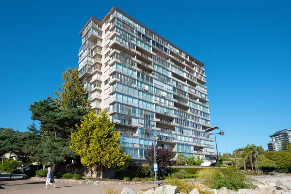 West Vancouver, BC V7V 4G8,150 24th ST #708