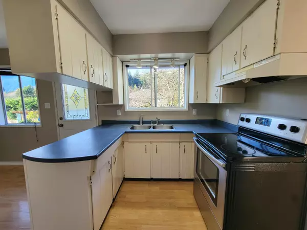 Squamish, BC V8B 0W7,38295 Chestnut AVE