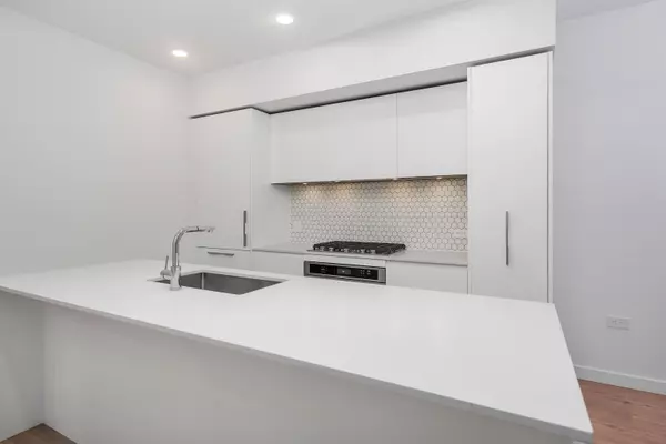 1506 Scott CRES #304 Squamish, BC V0N 3G0