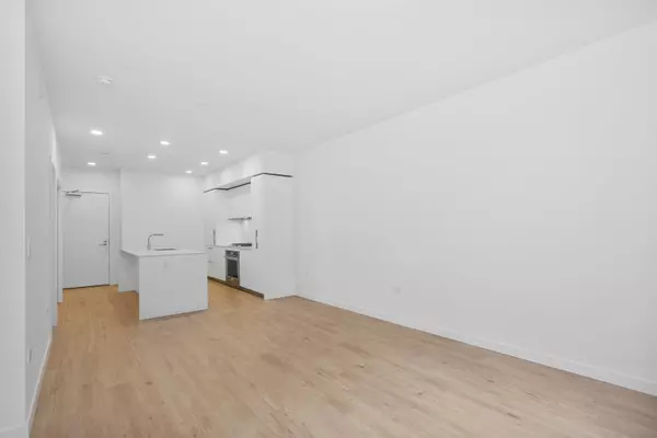 1506 Scott CRES #304 Squamish, BC V0N 3G0