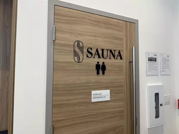 Burnaby, BC V5H 0L3,6468 Willingdon AVE #10XX