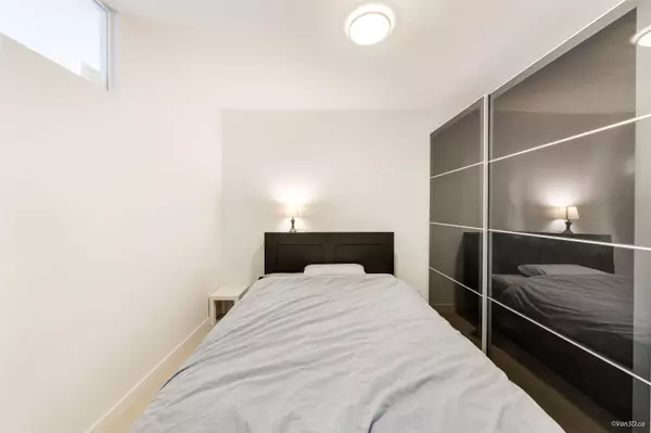 Coquitlam, BC V3J 0G1,618 Como Lake AVE #201