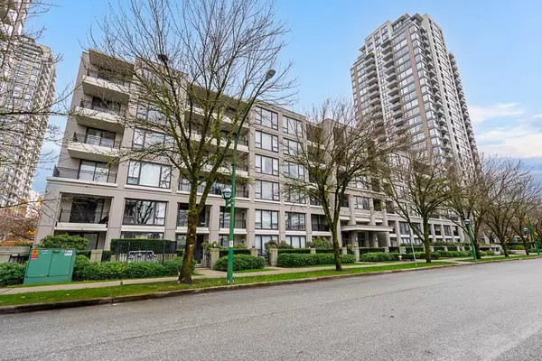 7138 Collier ST #403, Burnaby, BC V5E 0A2