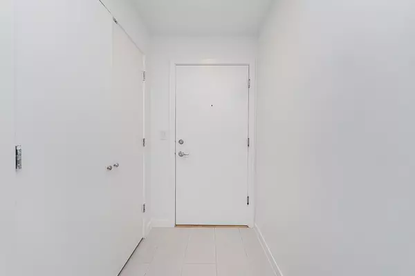 Burnaby, BC V5E 0A2,7138 Collier ST #403