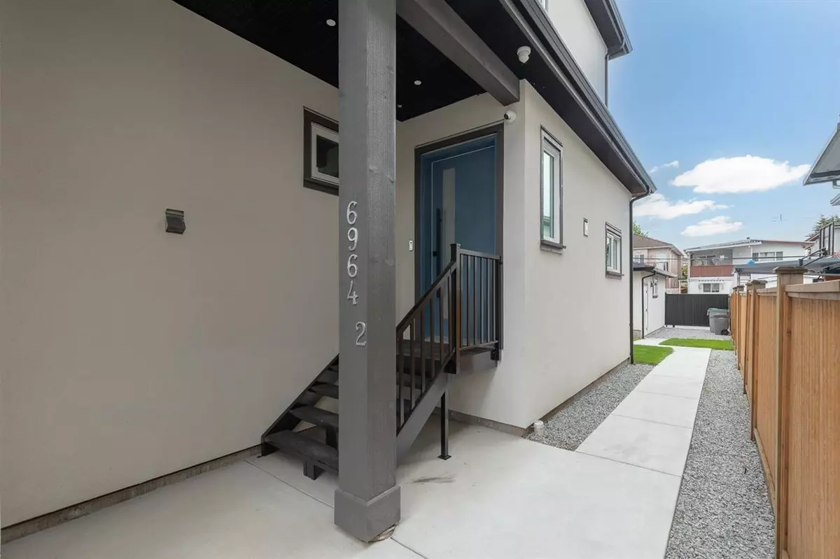 Vancouver, BC V5X 4G5,6964 Inverness ST #2