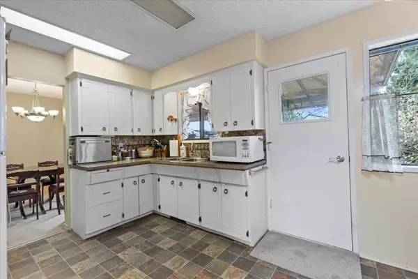 32168 Scott AVE Mission, BC V2V 1C4