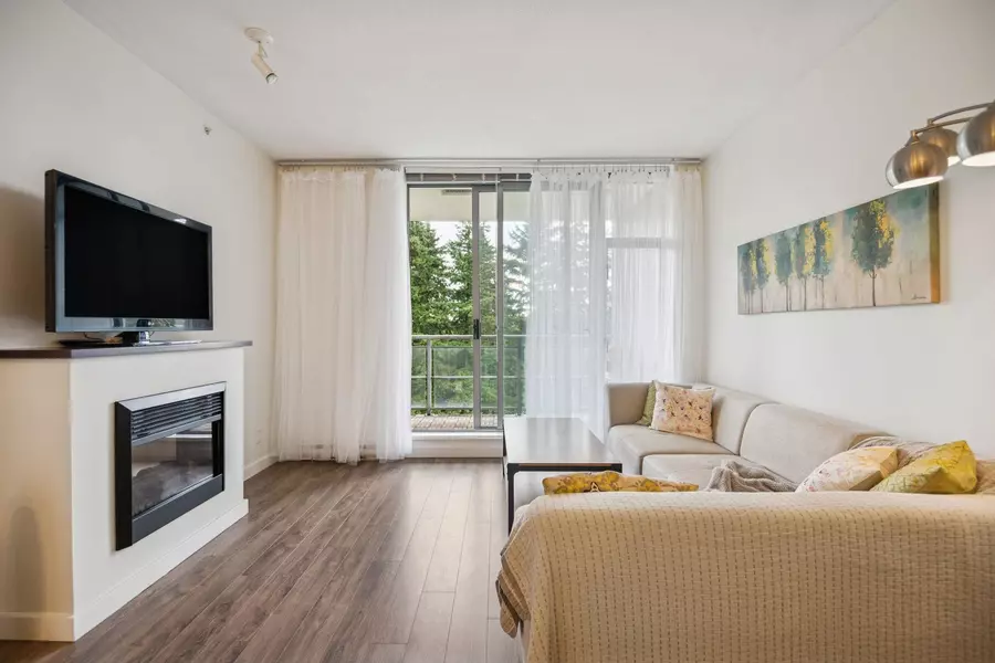 280 Ross DR #1407, New Westminster, BC V3L 0C2