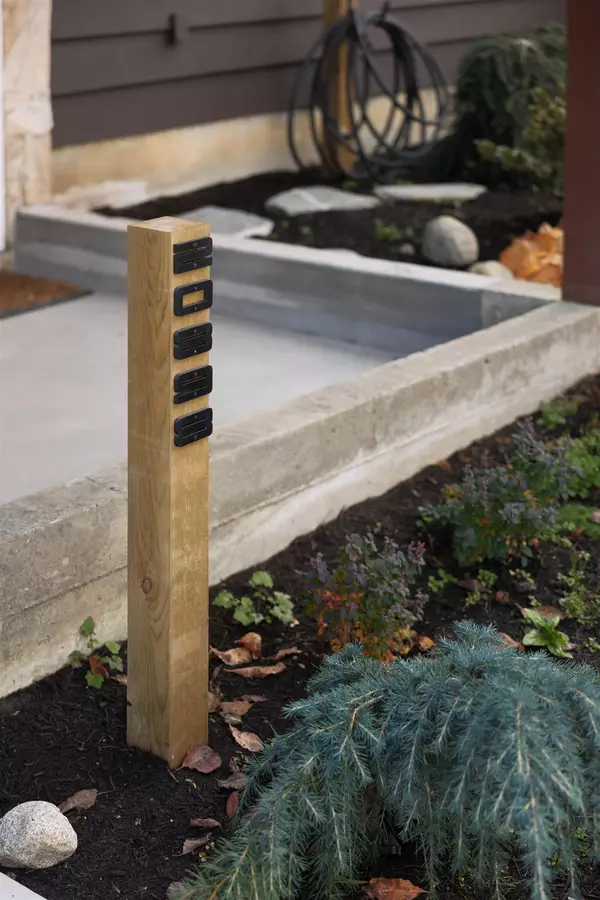 Maple Ridge, BC V4R 2M7,20898 125 AVE