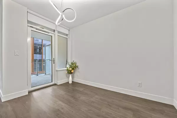 New Westminster, BC V3L 0J9,258 Nelson's CT #407