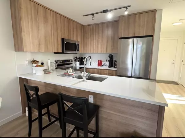 Langley, BC V3A 0P8,5420 208 ST #2XX