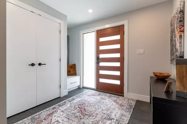 Delta, BC V4K 1G1,5365 Maple CRES