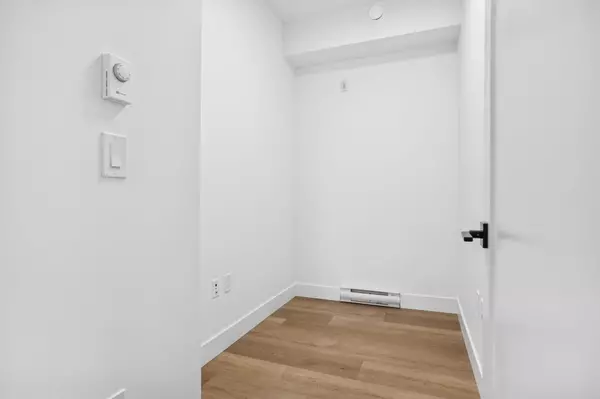 20286 72b AVE #208 Langdale, BC V2Y 1T2