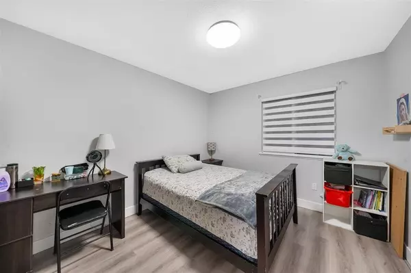 Surrey, BC V3S 7L4,19461 62 AVE