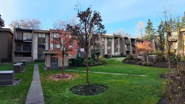 9101 Horne ST #309, Burnaby, BC V3N 4M3