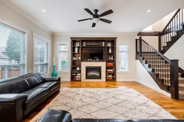 Surrey, BC V3Z 6S1,16302 25 AVE