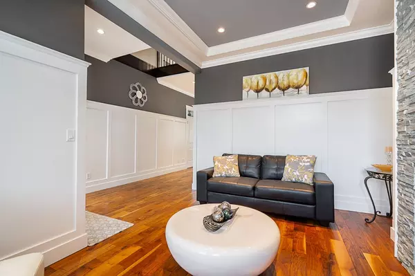 Surrey, BC V3Z 6S1,16302 25 AVE