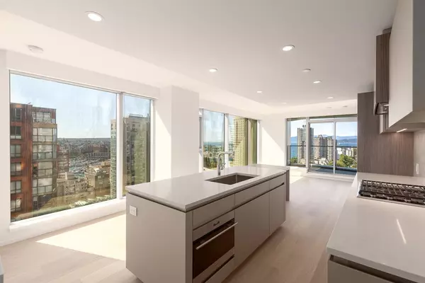 889 Pacific ST #1403, Vancouver, BC V6Z 1C3