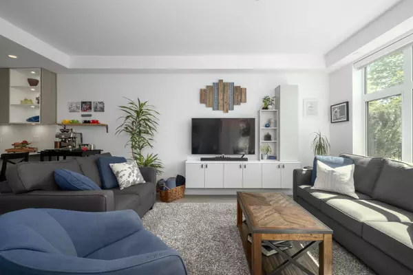 North Vancouver, BC V7L 1G8,747 E 3rd ST #111